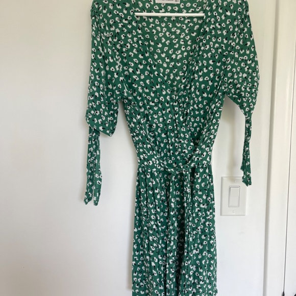 Faithfull the Brand - Nina Dress - Picture 2 of 2